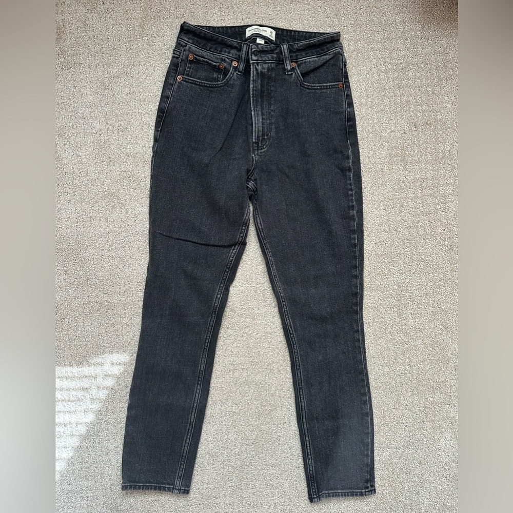 Abercrombie & Fitch Women's Black Wash Skinny High Rise 26 Curve Love